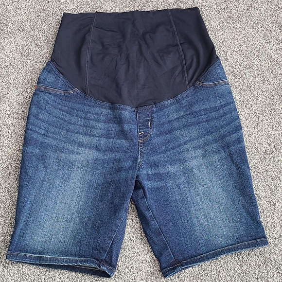 Isabel Maternity by Ingrid & Isabel Blue Jean Shorts - Picture 1 of 3